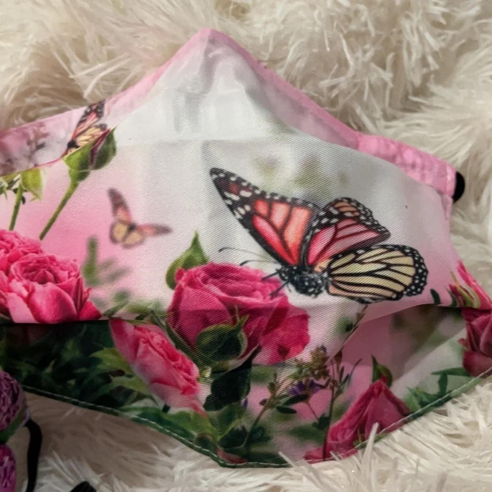 New set/3 butterfly face masks